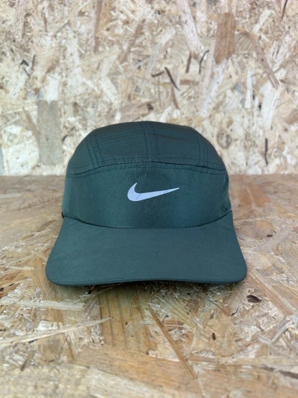 Nike Daybreak Hat Cap Lightweight Adjustable Running 5 Panel Green One Size
